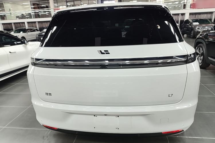 Used Li Auto L7 2023 Pro Model Rear