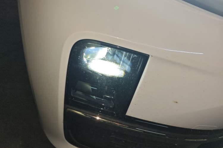 Used Li Auto L7 2023 Pro Model Right Front Headlight