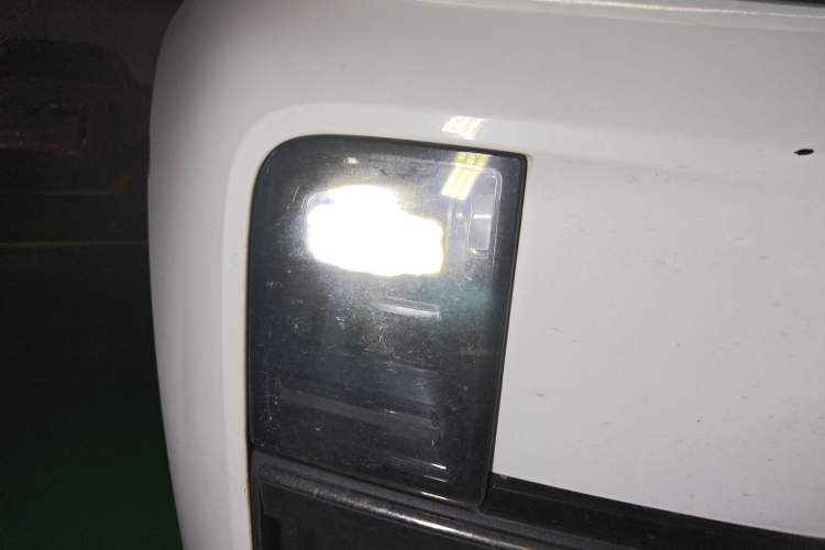 Used Li Auto L7 2023 Max model Right Front Headlight