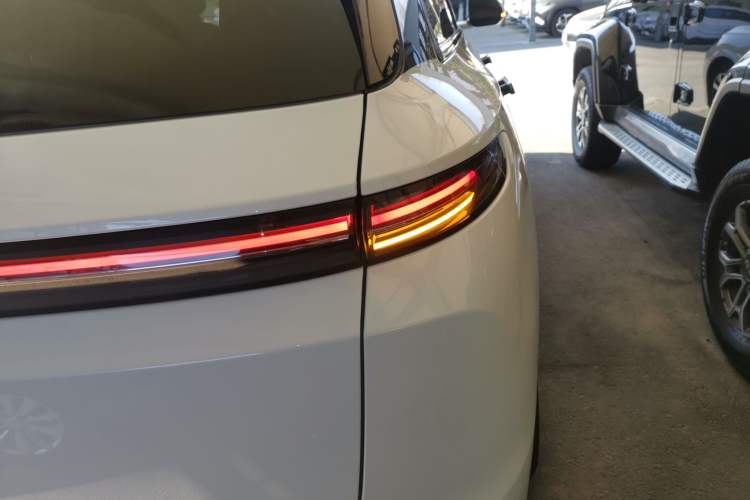 Used Li Auto L7 2023 Pro Model Right Rear Taillight