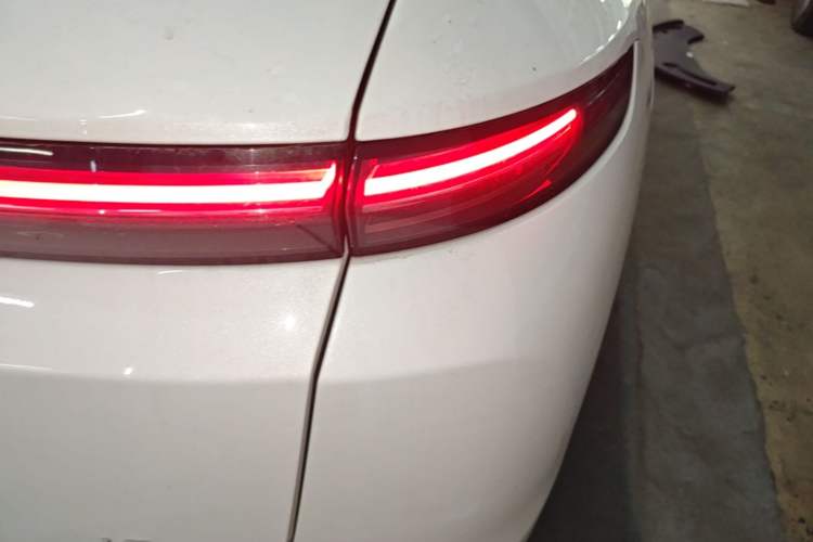 Used Li Auto L7 2023 Pro Model Right Rear Taillight