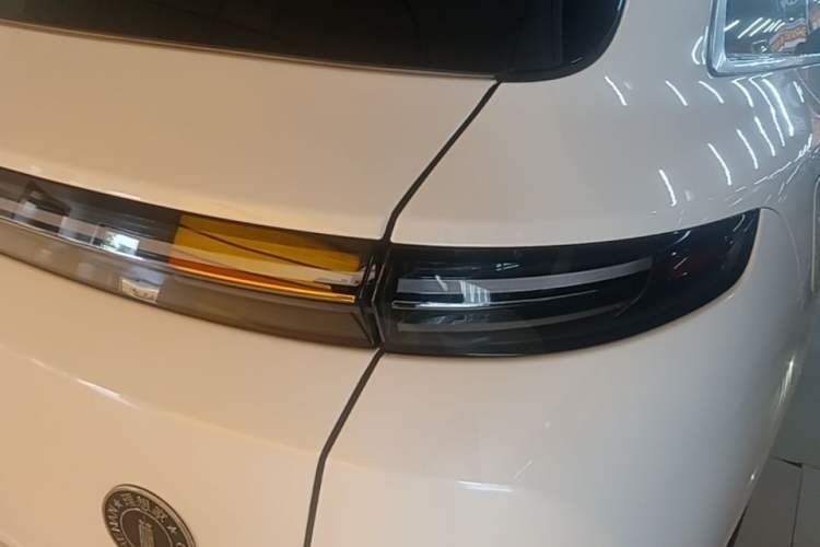 Used Li Auto L7 2023 Pro Model Right Rear Taillight