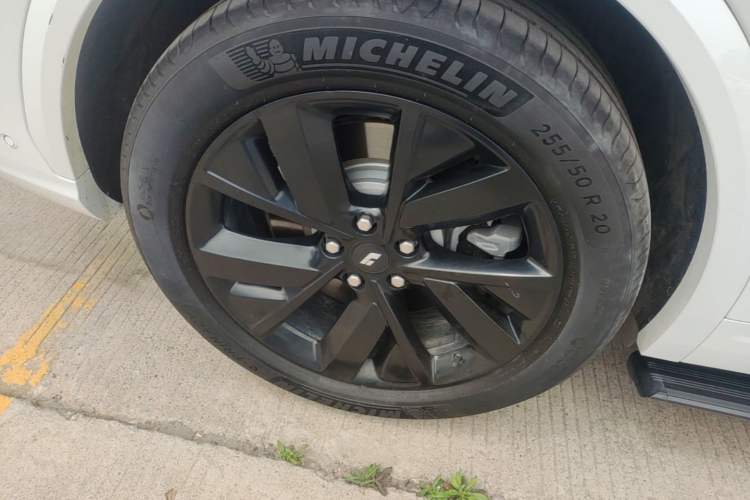 Used Li Auto L7 2023 Pro Model Right Rear Wheel Hub
