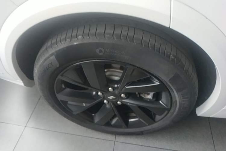 Used Li Auto L7 2023 Max model Right Rear Wheel Hub