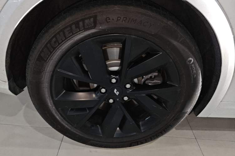 Used Li Auto L7 2023 Max model Right Rear Wheel Hub