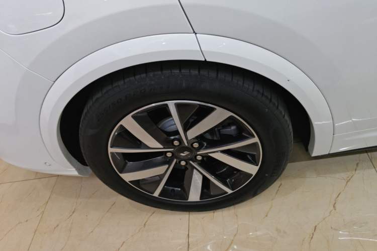 Used Li Auto L7 2023 Pro Model Right Rear Wheel Hub