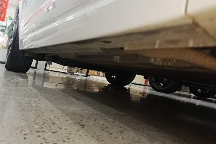 Used Li Auto L7 2023 Air model Right Side Sill