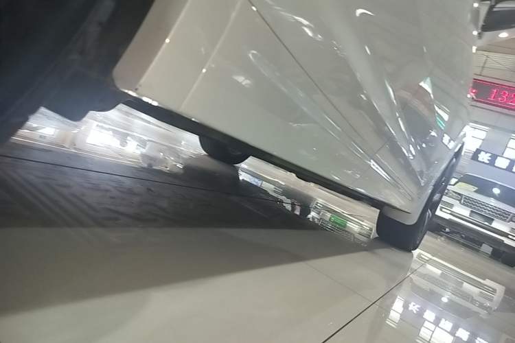 Used Li Auto L7 2023 Air model Right Side Sill