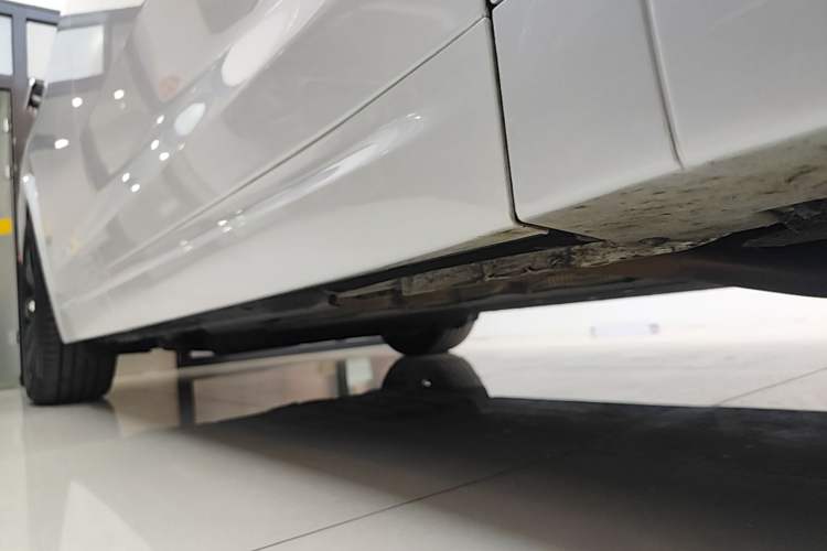 Used Li Auto L7 2023 Pro Model Right Side Sill