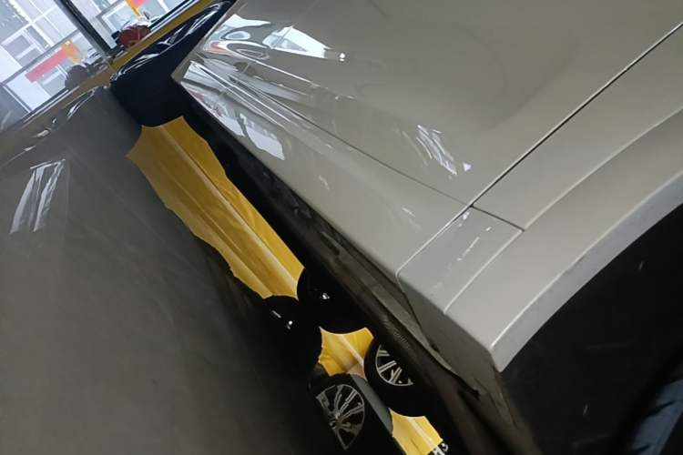 Used Li Auto L7 2023 Pro Model Right Side Sill