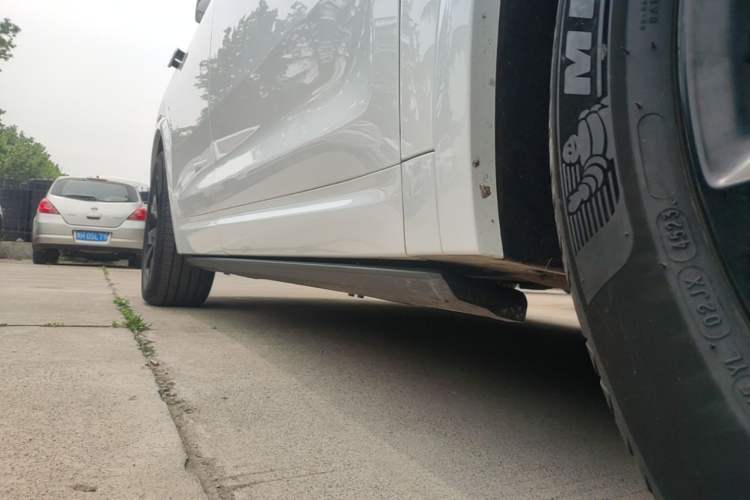 Used Li Auto L7 2023 Pro Model Right Side Sill