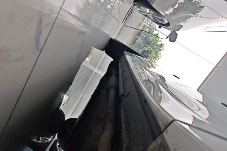 Used Li Auto L7 2023 Pro Model Right Side Sill