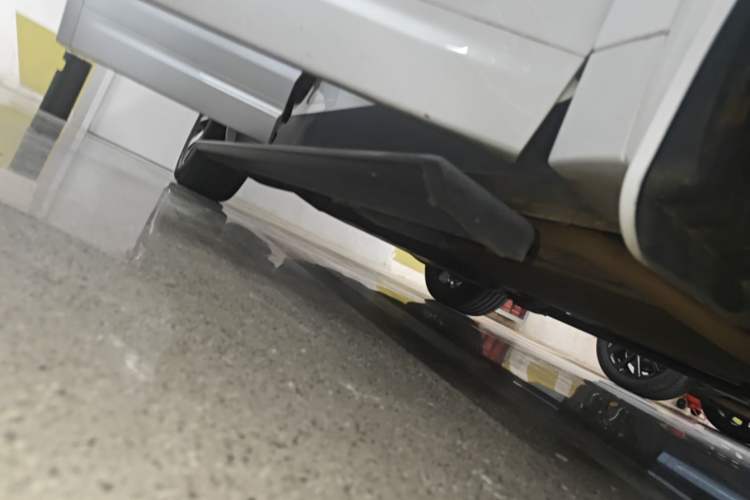Used Li Auto L7 2023 Max model Right Side Sill