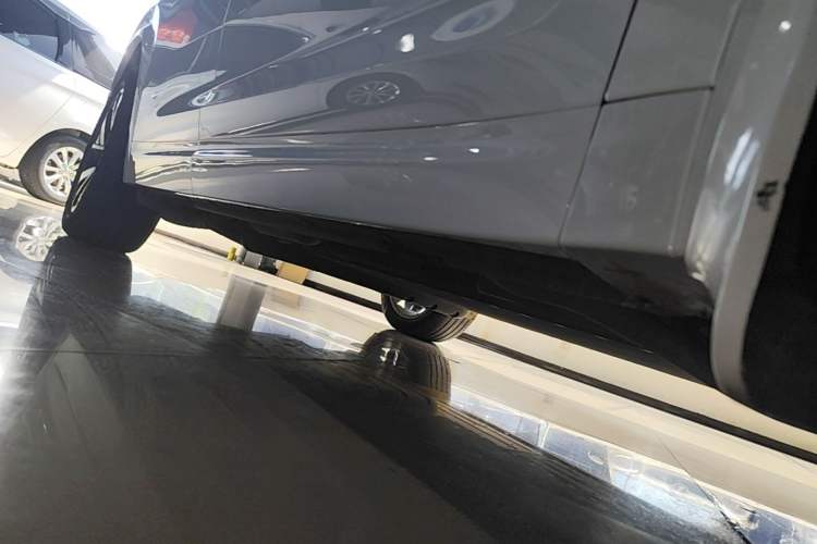 Used Li Auto L7 2023 Air model Right Side Sill