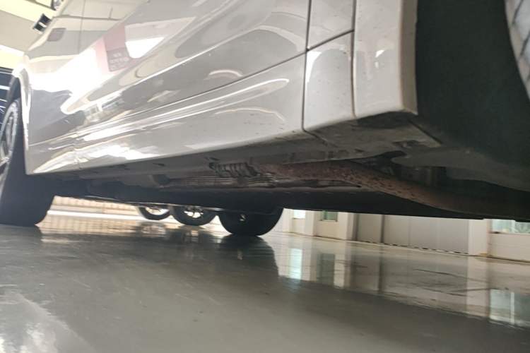Used Li Auto L7 2023 Air model Right Side Sill