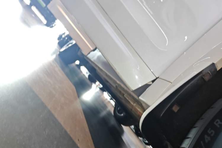 Used Li Auto L7 2023 Max model Right Side Sill