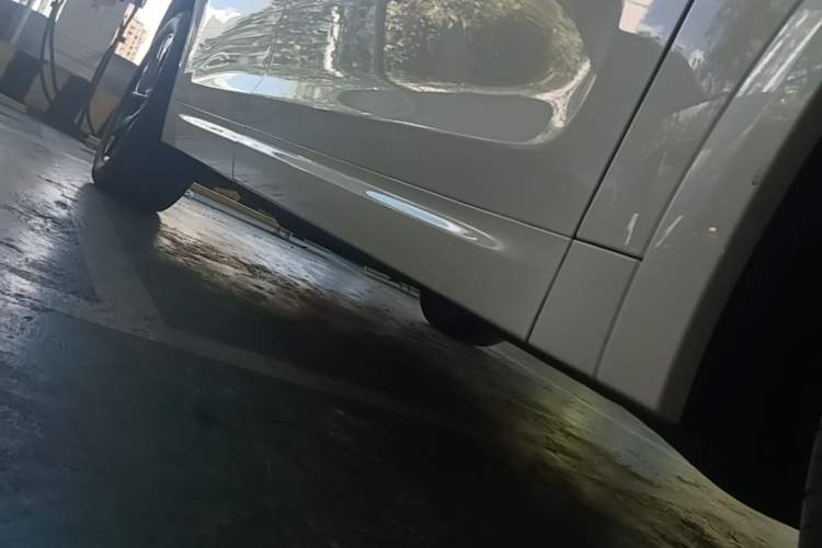 Used Li Auto L7 2023 Pro Model Right Side Sill
