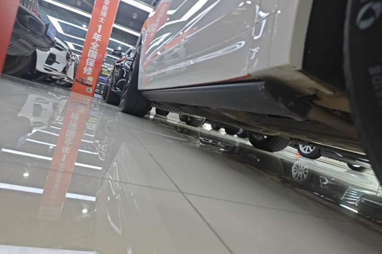 Used Li Auto L7 2023 Pro Model Right Side Sill