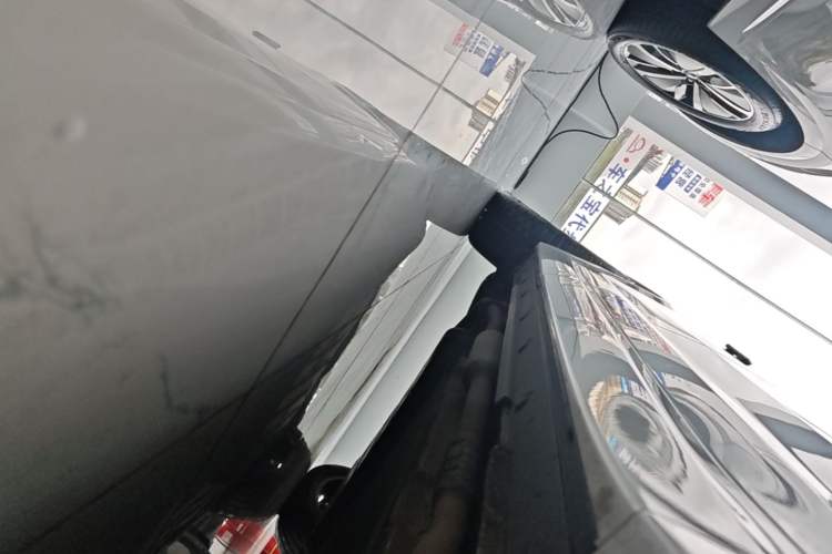 Used Li Auto L7 2023 Pro Model Right Side Sill