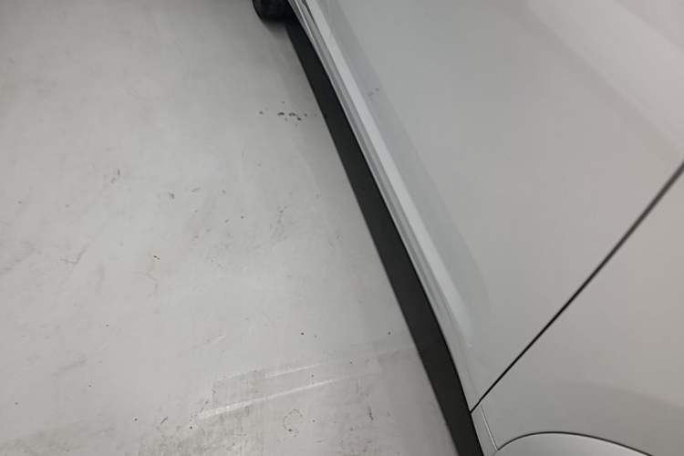 Used Li Auto L7 2023 Max model Right Side Sill