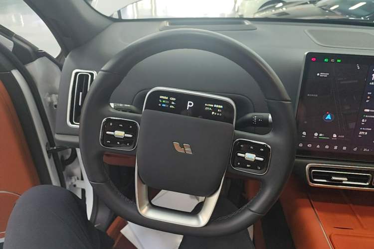 Used Li Auto L7 2023 Pro Model Steering Wheel