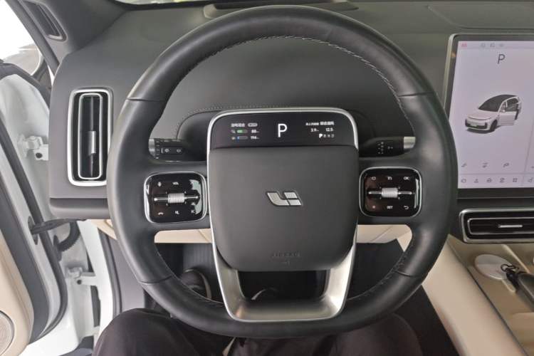 Used Li Auto L7 2023 Pro Model Steering Wheel