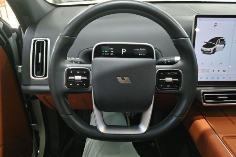Used Li Auto L7 2023 Pro Model Steering Wheel