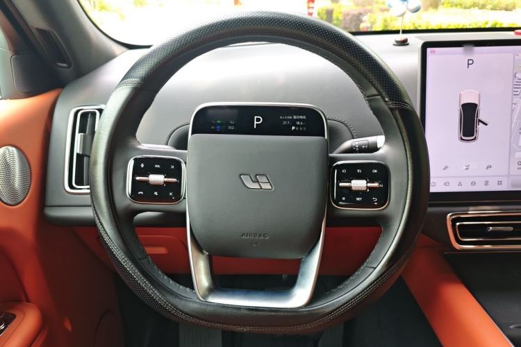 Used Li Auto L7 2023 Pro Model Steering Wheel