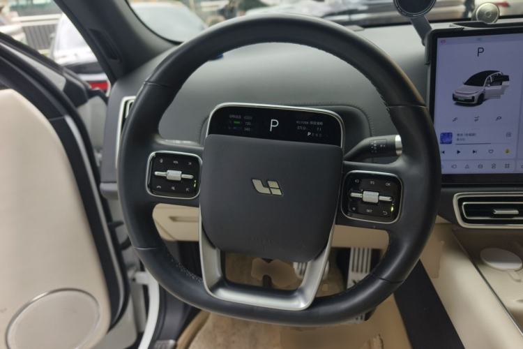Used Li Auto L7 2023 Pro Model Steering Wheel