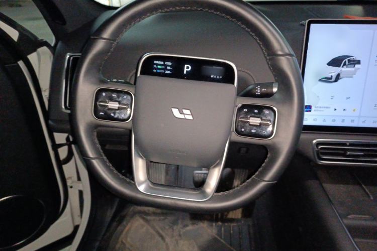 Used Li Auto L7 2023 Pro Model Steering Wheel