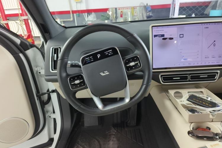 Used Li Auto L7 2023 Pro Model Steering Wheel