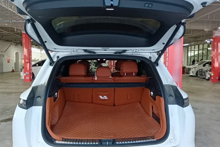 Used Li Auto L7 2023 Air model Trunk