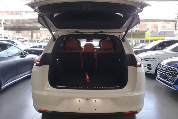 Used Li Auto L7 2023 Pro Model Trunk