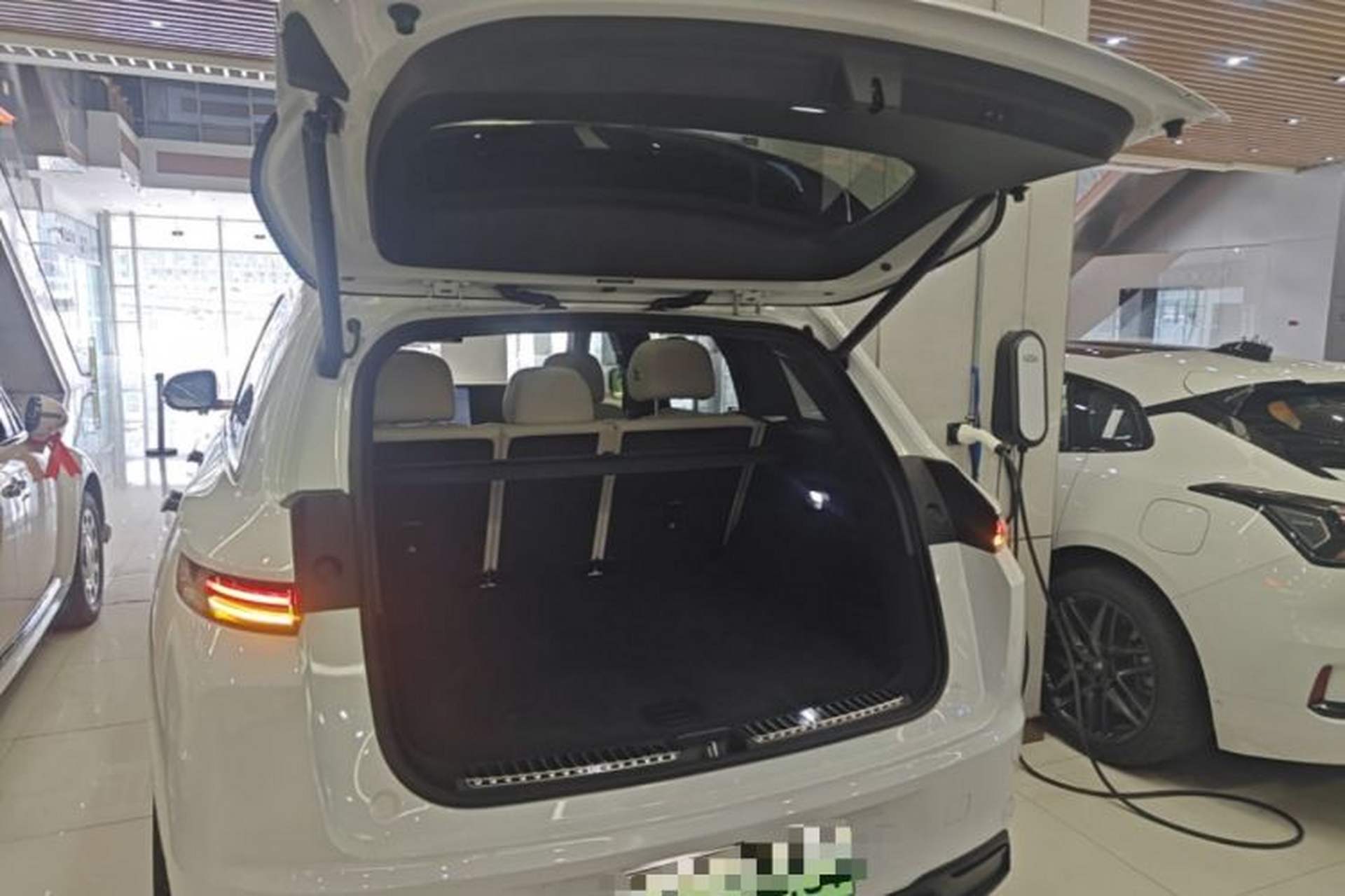 Used Li Auto L7 2023 Air model Trunk
