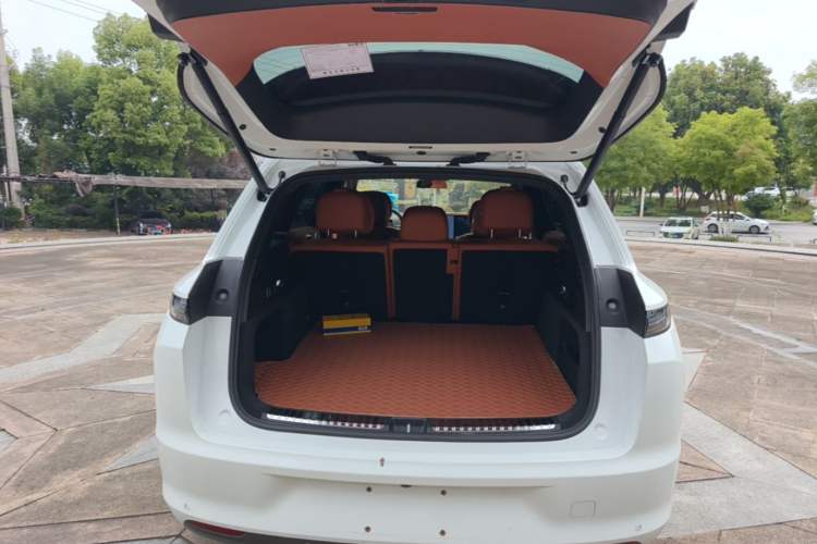 Used Li Auto L7 2023 Pro Model Trunk