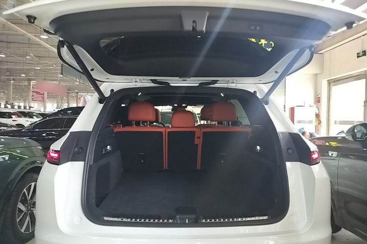 Used Li Auto L7 2023 Pro Model Trunk
