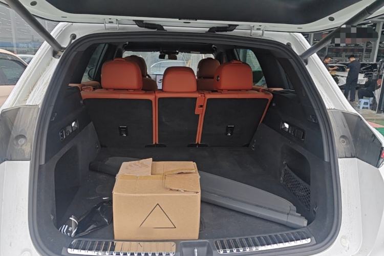 Used Li Auto L7 2023 Air model Trunk