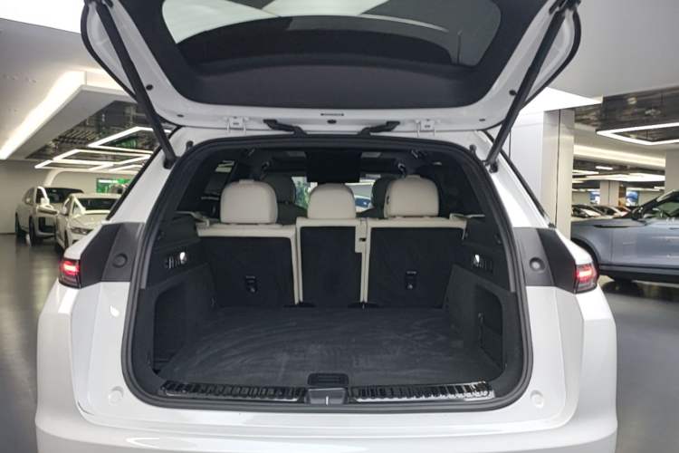 Used Li Auto L7 2023 Max model Trunk