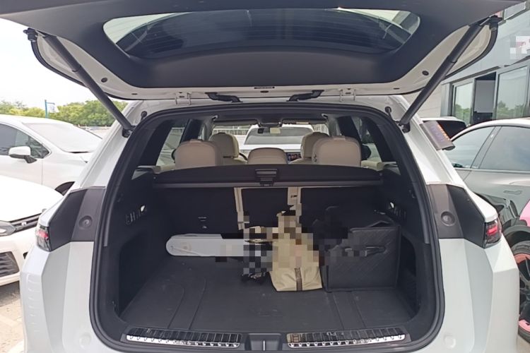 Used Li Auto L7 2023 Pro Model Trunk