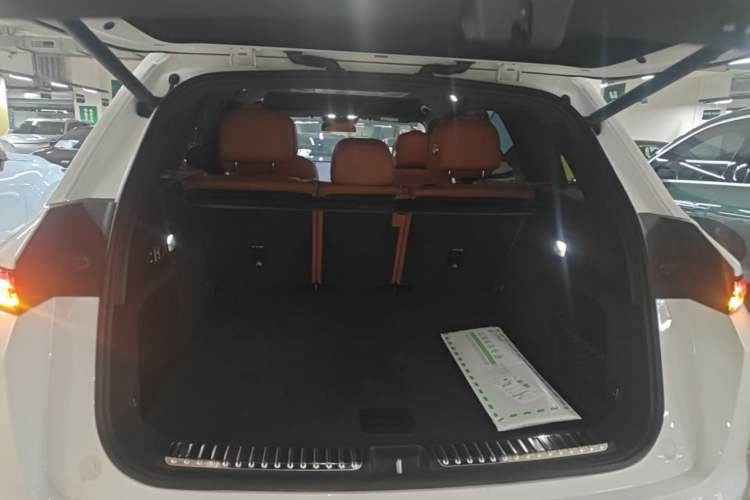 Used Li Auto L7 2023 Max model Trunk