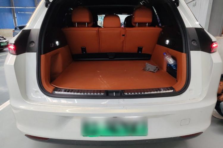 Used Li Auto L7 2023 Pro Model Trunk
