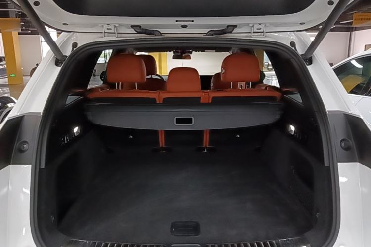 Used Li Auto L7 2023 Pro Model Trunk
