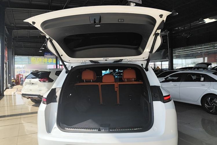 Used Li Auto L7 2023 Air model Trunk