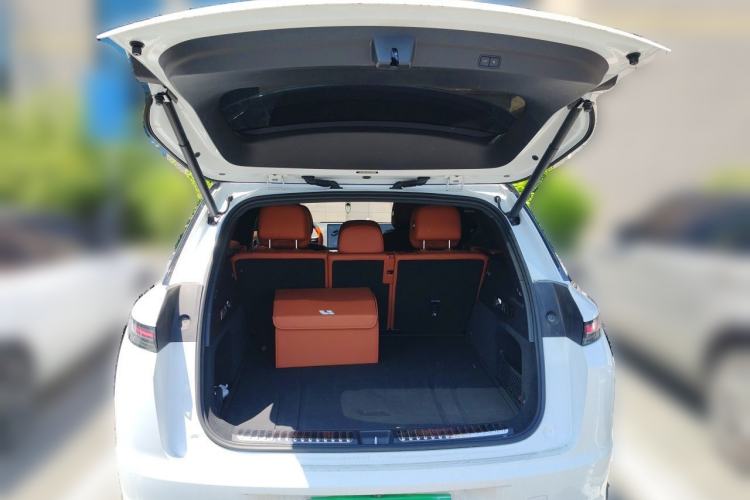 Used Li Auto L7 2023 Pro Model Trunk
