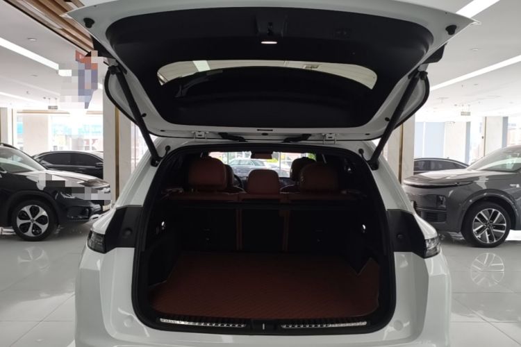 Used Li Auto L7 2023 Pro Model Trunk