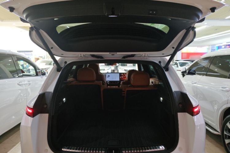 Used Li Auto L7 2023 Pro Model Trunk