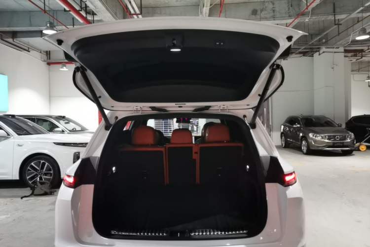Used Li Auto L7 2023 Pro Model Trunk