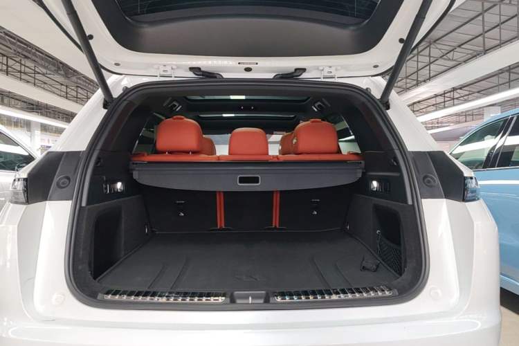 Used Li Auto L7 2023 Air model Trunk