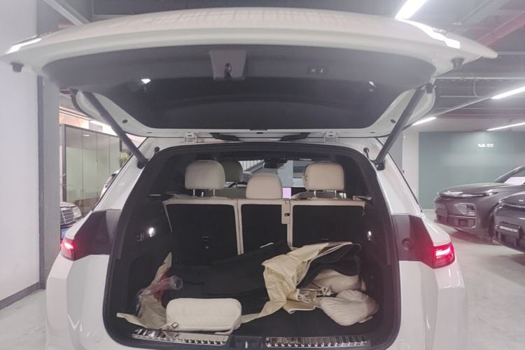 Used Li Auto L7 2023 Pro Model Trunk