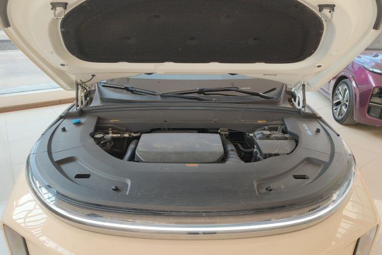 Used Li Auto L7 2023 Pro Model Engine Bay